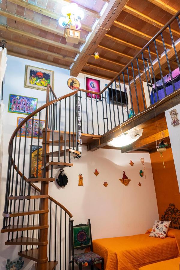 Le Streghe Rooms E Art,Centralissimo Con Garage Su Richiesta Livorno Exteriör bild